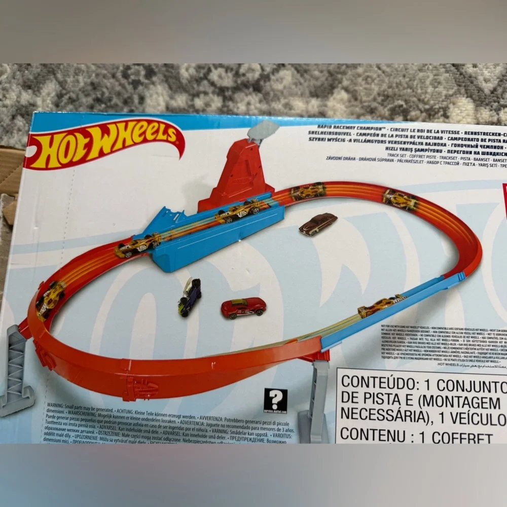 Brand new hot wheels rapid raceway champion